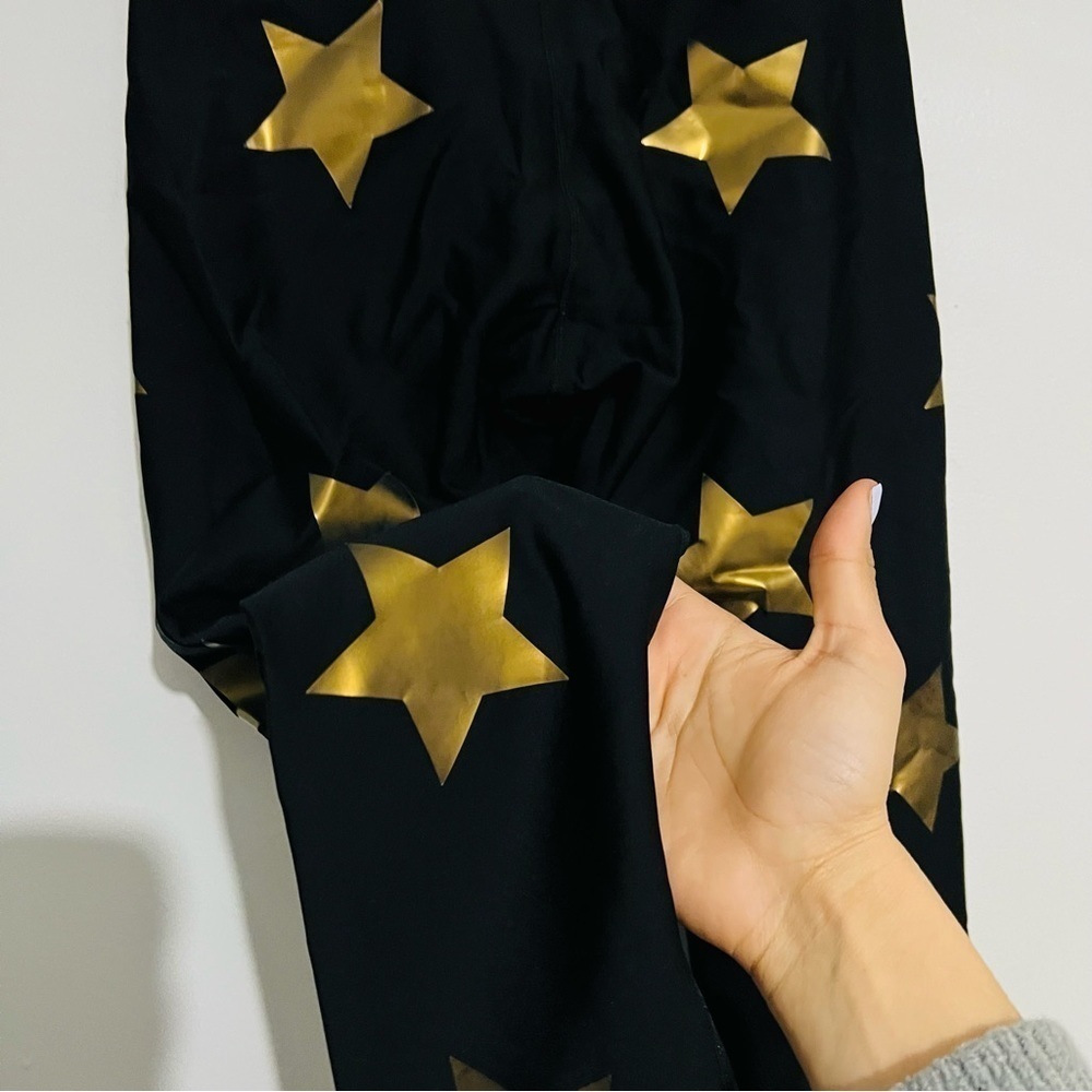 Ultra Core gold star black leggings size small - Picture 2 of 10